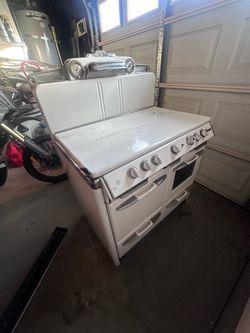 Vintage stove Okeefe & Merritt