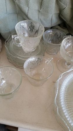 IRIS DEPRESSION GLASS