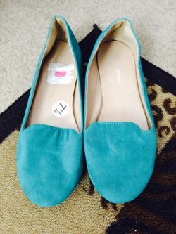 Size 7 1/2 still in euc