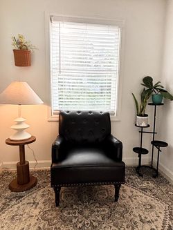 Black Tufted Leather Accent Chair
