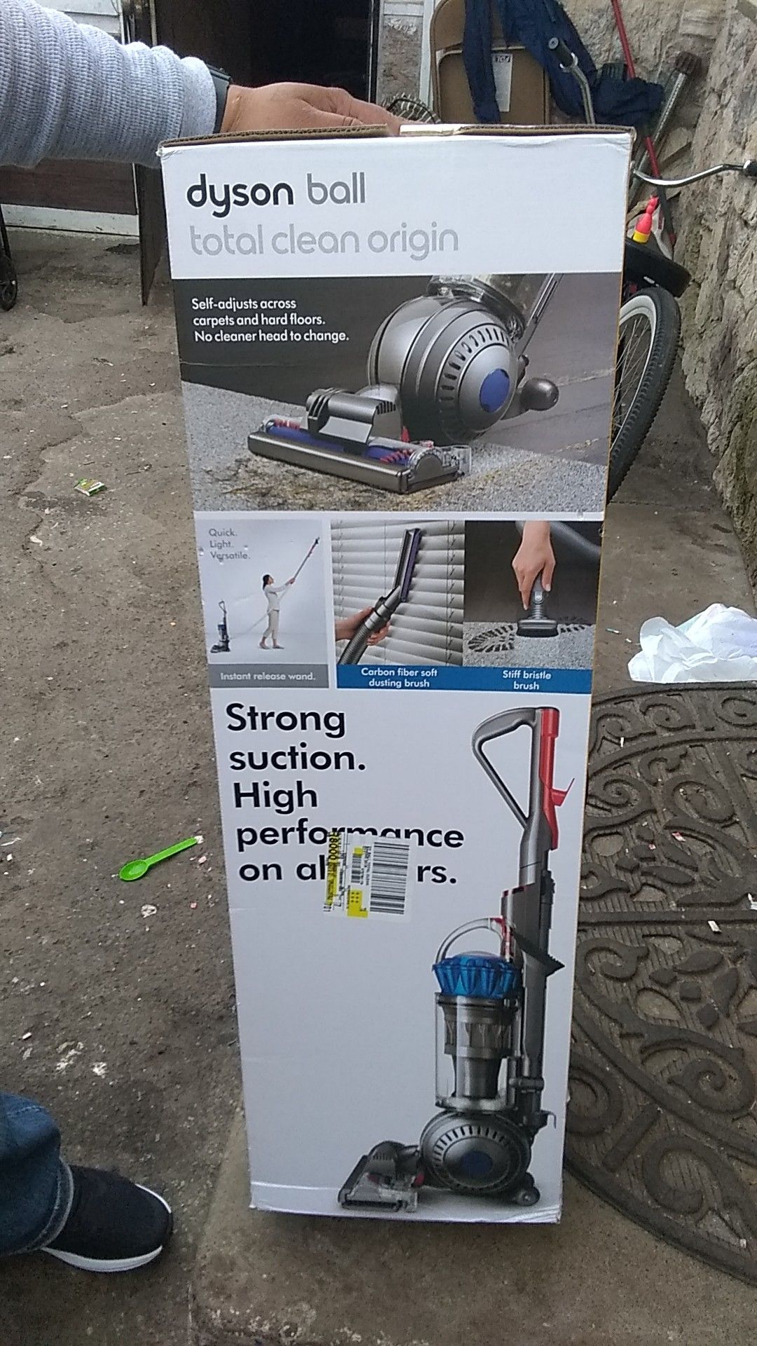 Dyson ball total clean origin vacuum cleaner