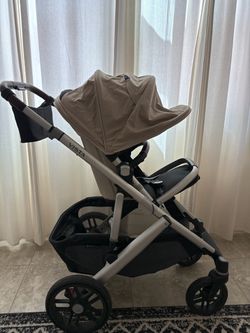 Uppababy vista stroller and bassinet