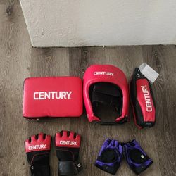 Century Brave Sparring Gear + Extra Gloves 