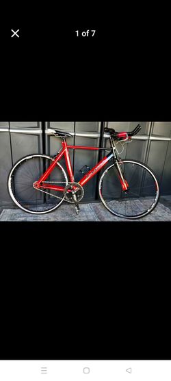 Jamis Trilogy triathlon and time trial road bicycle. Frame size 55 cm