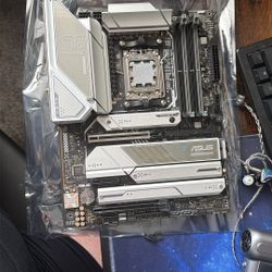 Asus X670E MB With Ryzen 9 7900x CPU Combo 