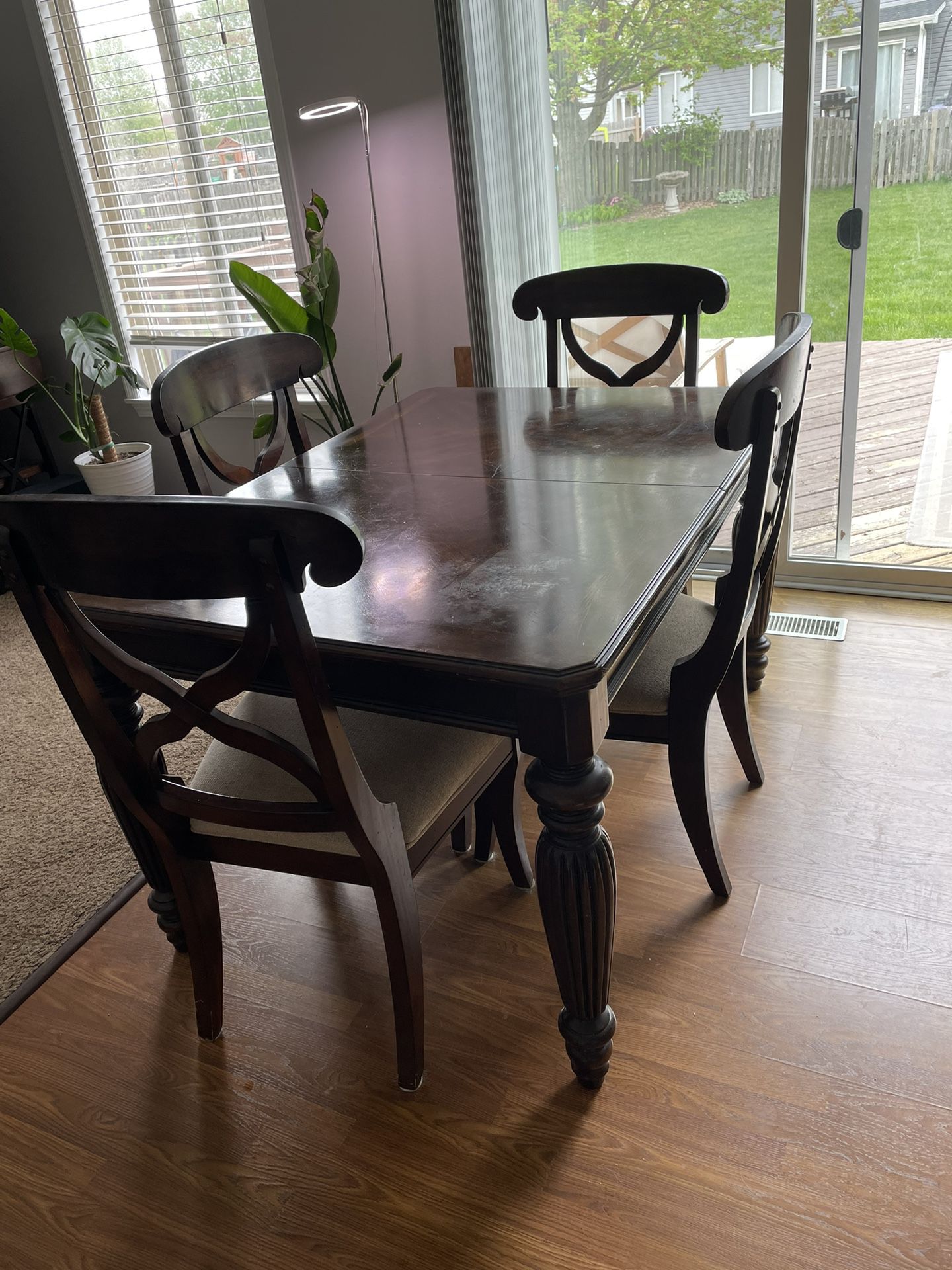 Dining Table And Chairs Set
