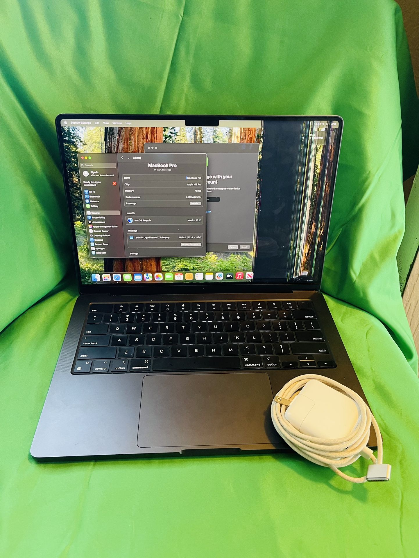 Apple MacBook Pro 14" (512GB SSD, M3, 8GB) Laptop - Space Gray *Needs Screen*