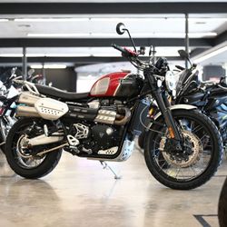 2022 TRIUMPH SCRAMBLER XC 1200 GOLD LINE