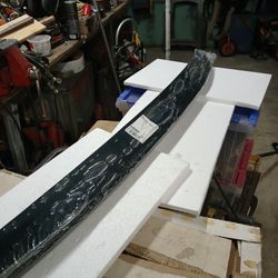 2003 JEEP GRAND CHEROKEE FT. HOOD GUARD