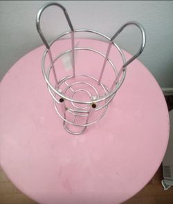 toilet paper holder