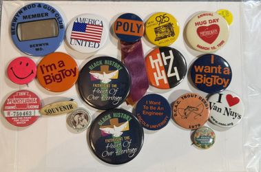 Vintage Button/Pin Lot