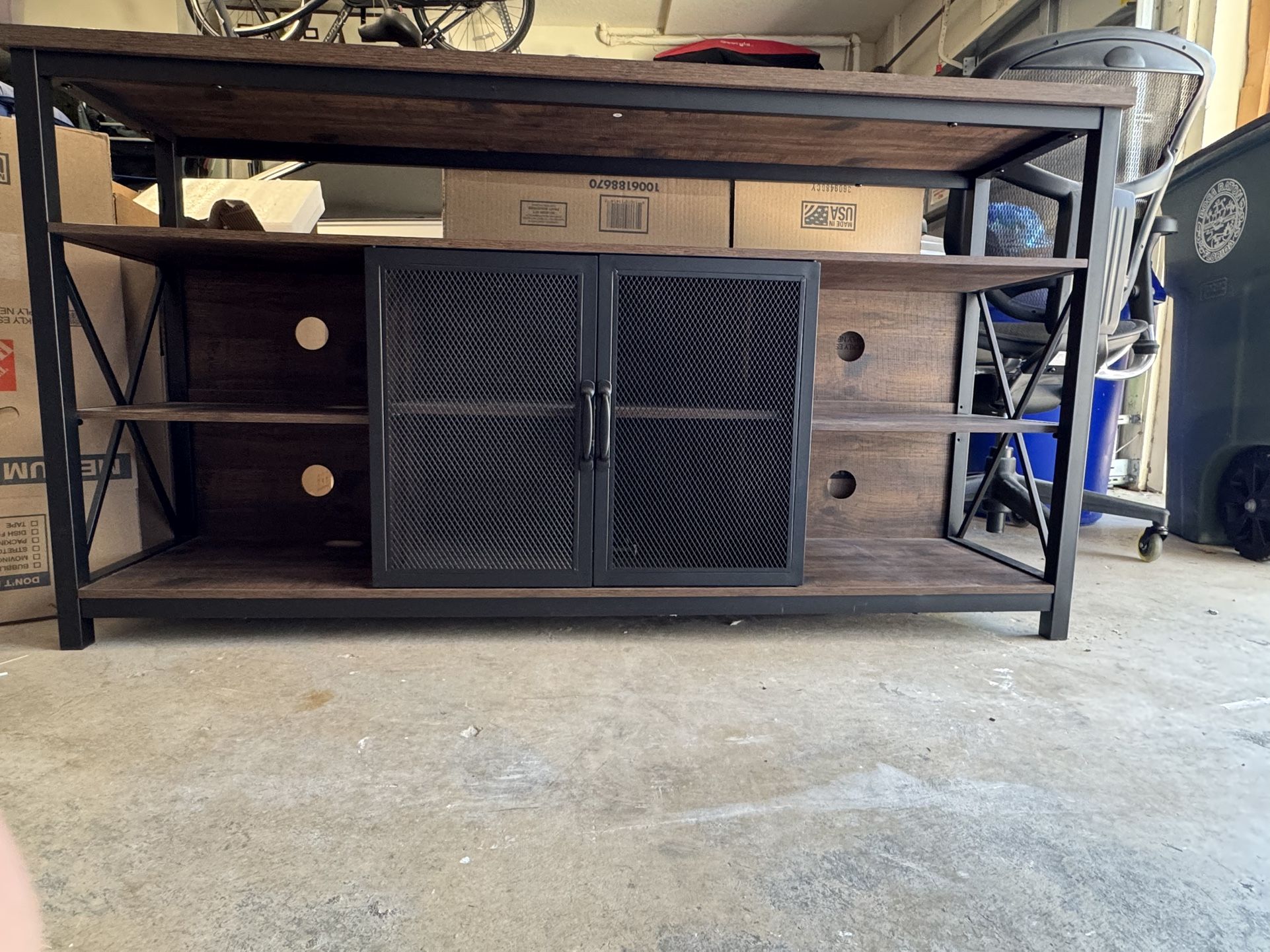 Console Table / TV Stand (up to 65”)