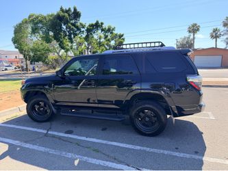 2017 Toyota 4Runner SR5 4WD