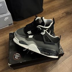 Jordan 4 Fear Sz 8.5