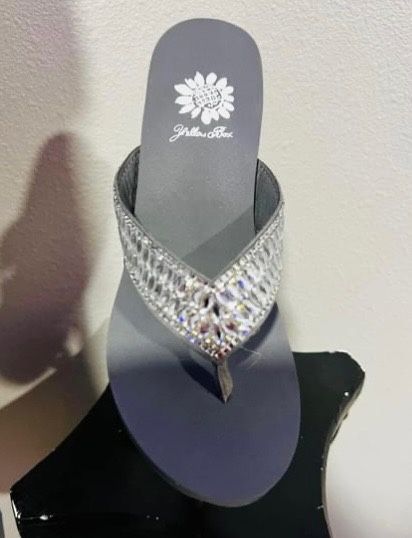 Yellow Box Sana Gray Sandals Bundle - Sizes 6.5 to 9.5 (New in Box!)
