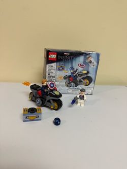 Lego Captain America and Hydra Face-Off