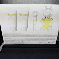 Moschino Toy 2 set