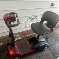 Mobility scooter