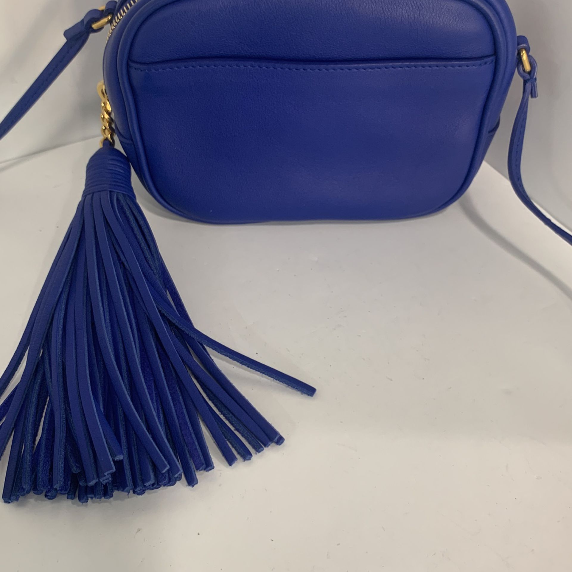 Ysl Kate Medium Chain In Grain De Poudre Embossed Leather Bags for Sale in  Houston, TX - OfferUp