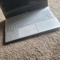 HP Pavilion Laptop 