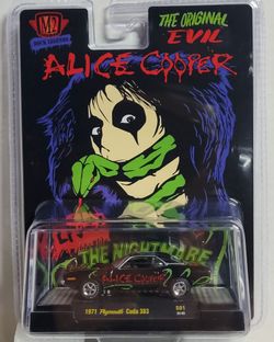 M2 Machines Rock Legends Alice Cooper 1971 Plymouth Cuda 383