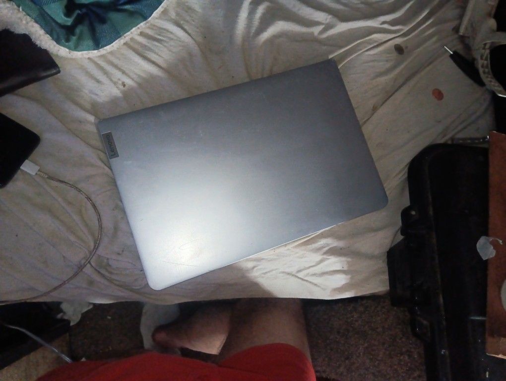 Lenovo Laptop 