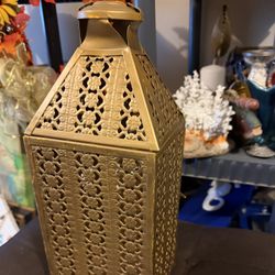 Large Gold Medal Lantern