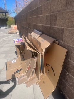 Moving boxes - small to xlarge. 25+