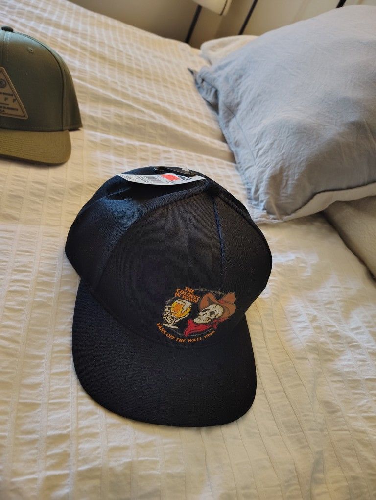 New VANS Snapback Hat Cap - $12