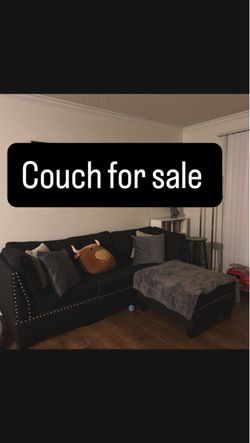 Black Sectional Sofa with Chaise