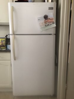 stove refrigerator moving sale combo