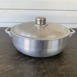 10" caldero with lid