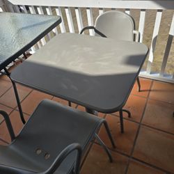 Metal Table With 2 Chairs 