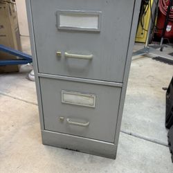2 Drawer File Cabinet 