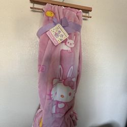 Hello Kitty Blanket