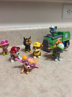 PAW Patrol Figures Lot with Rocky's Recycling Truck