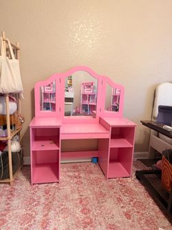 Kids vanity $30