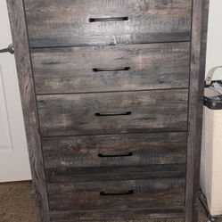 5 Drawer Dresser