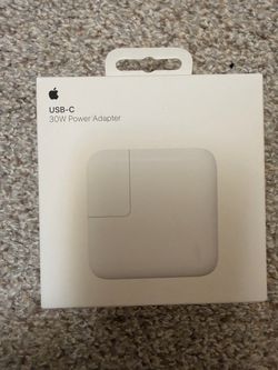 New Apple USB-C 30W Power Adapter