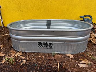 Behlen Country 44 Gallon Tank Tub