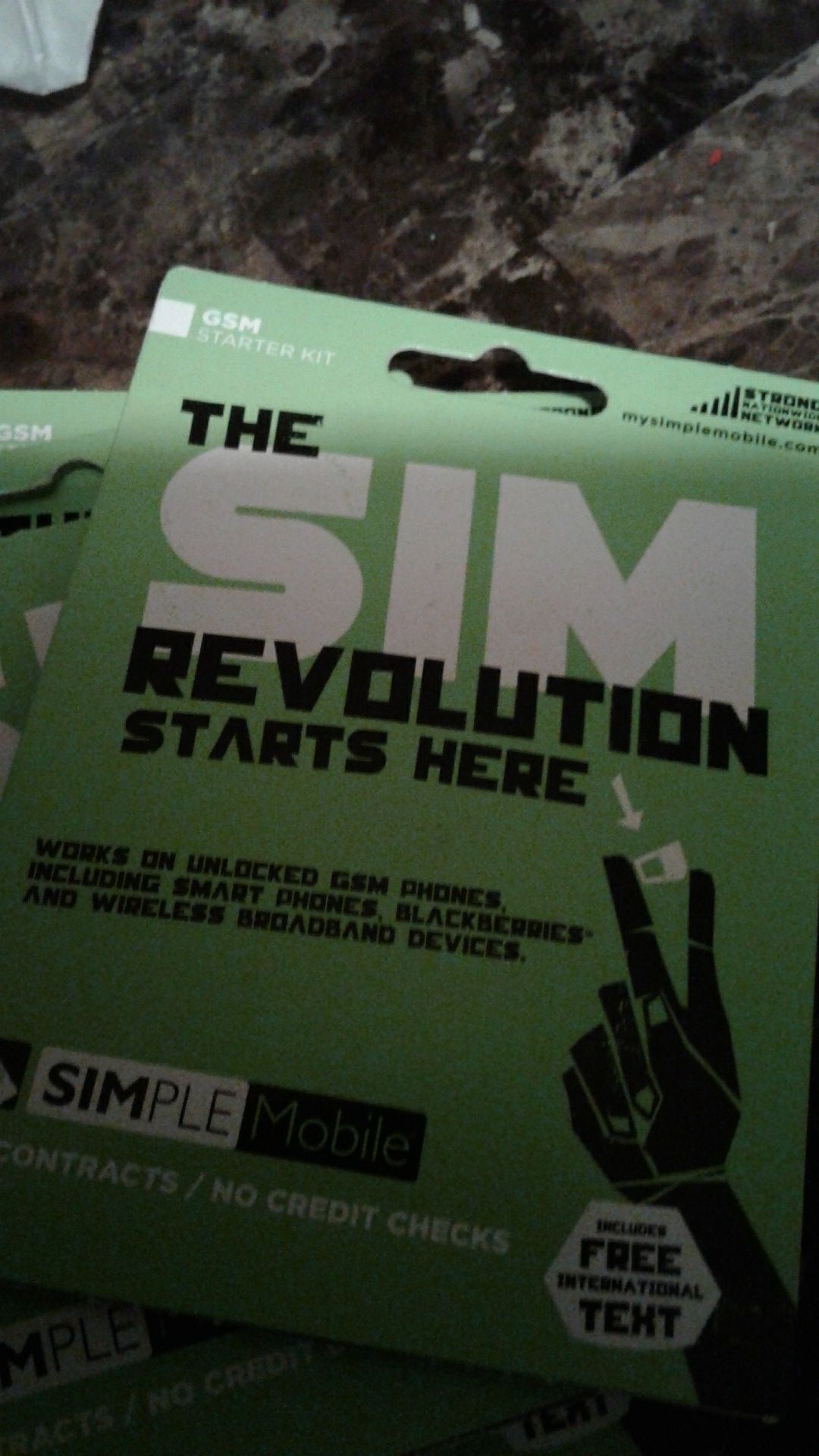 Simple mobile SIM card call phone