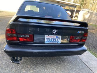 92 BMW 525i