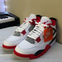 Air Jordan 4 “Fire Red” OG Size 10