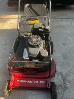 Toro Turf master HDX 30” Kawasaki engine