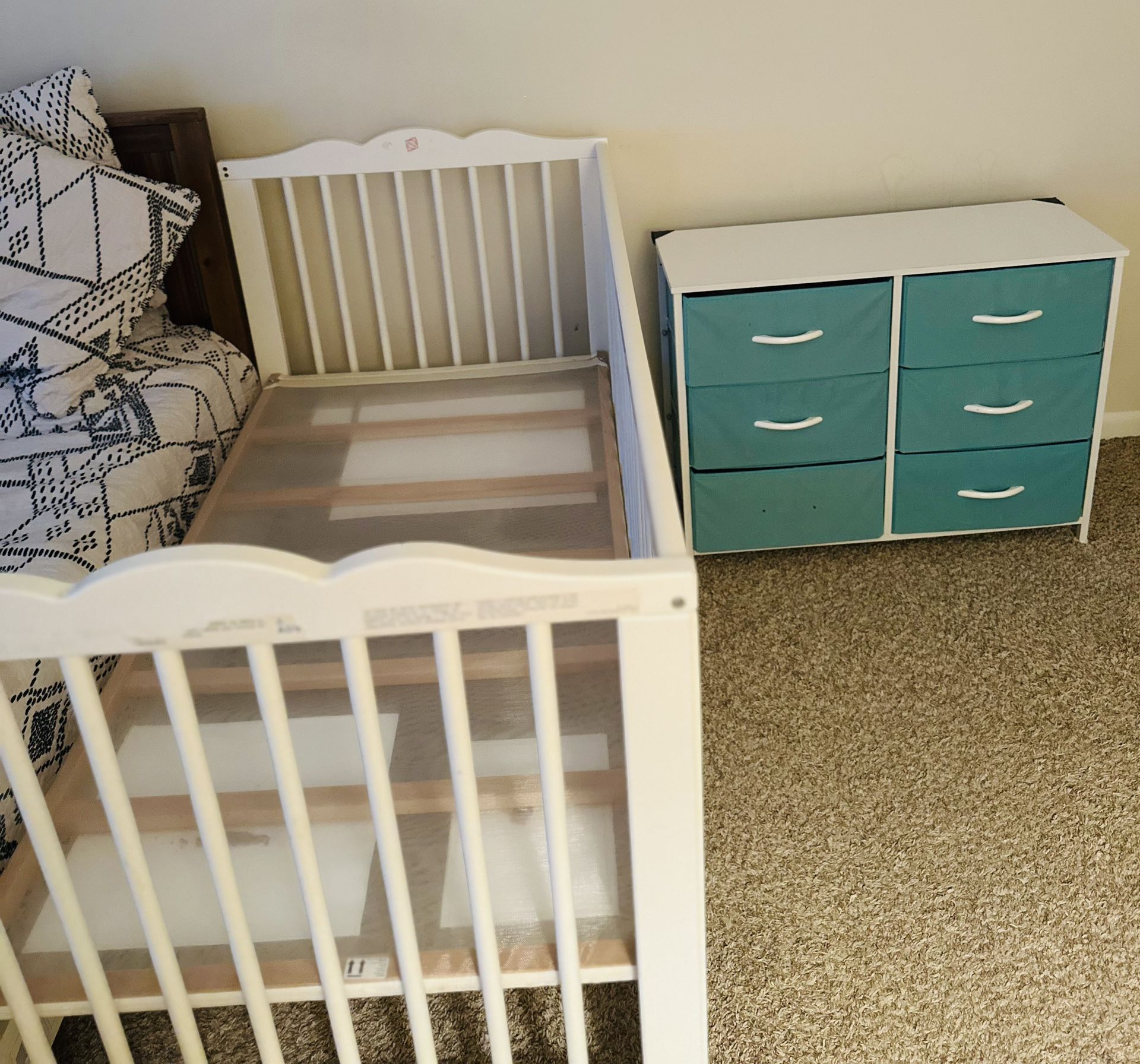 Set Of Kids Furniture ( Crib and Dresser With 6 Drawers)