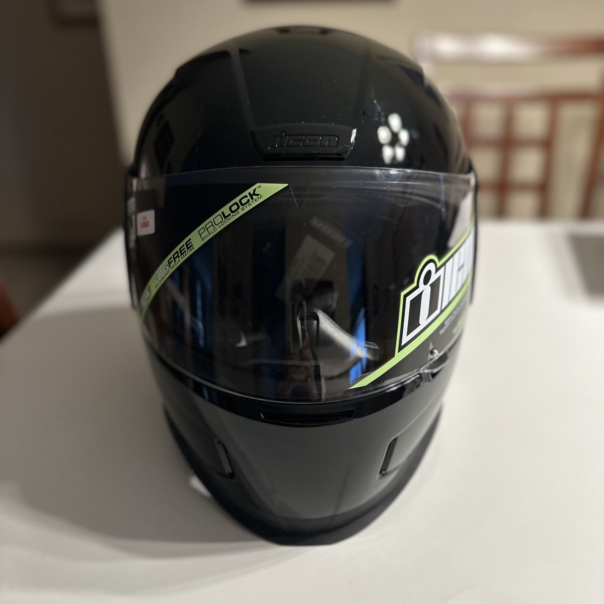 New Icon Airform Motorcycle Helmet (L)