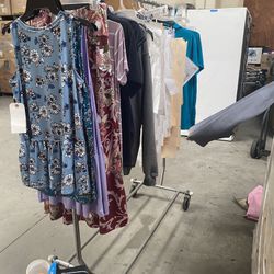 Metal Hanging Rack With Wheels