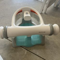 Bath Seat With Secure Suction Cups