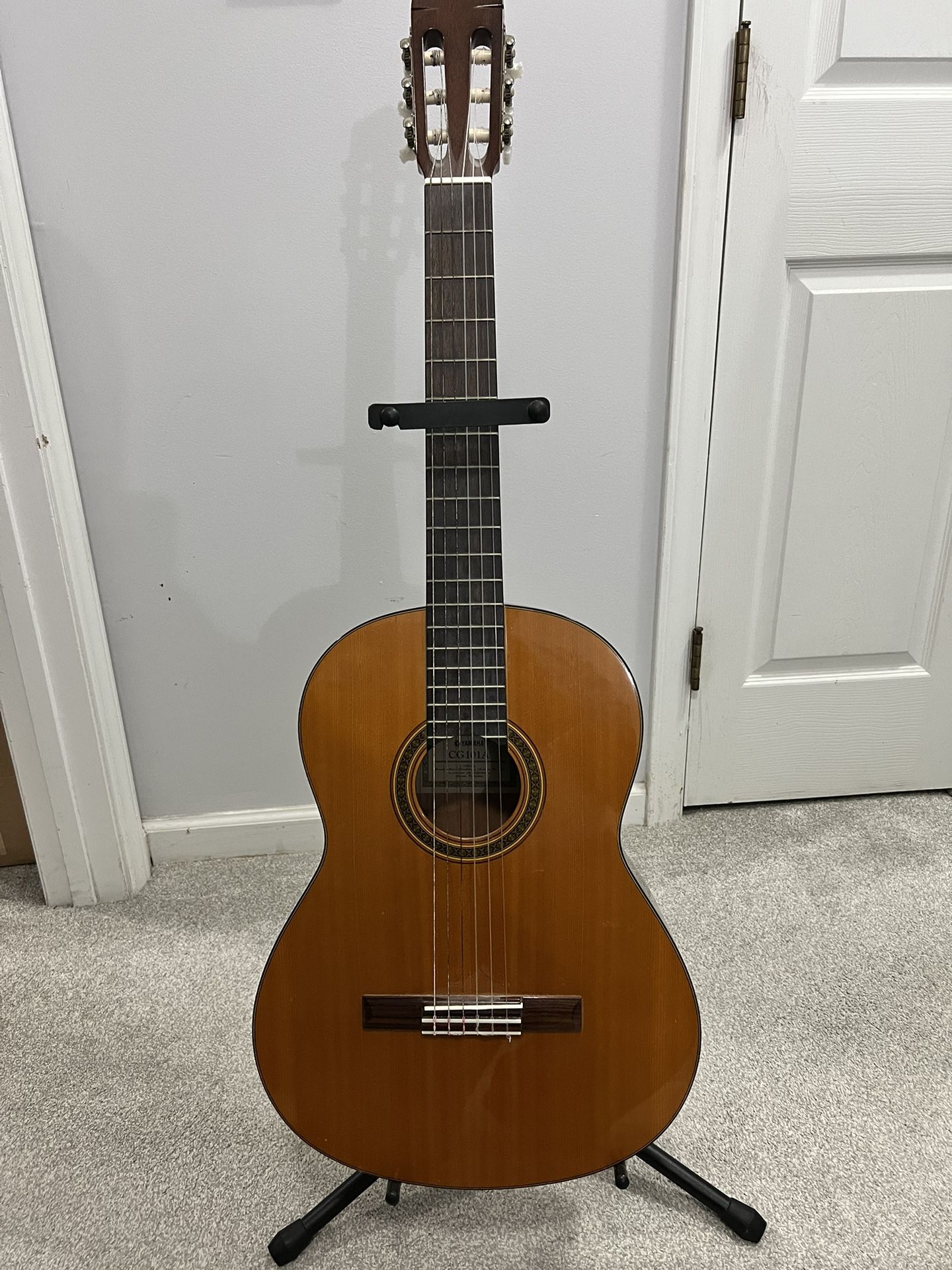 Yamaha CG101A Acoustic Guitar - Like New