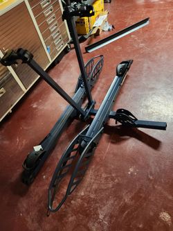 Bike carrier, hitch